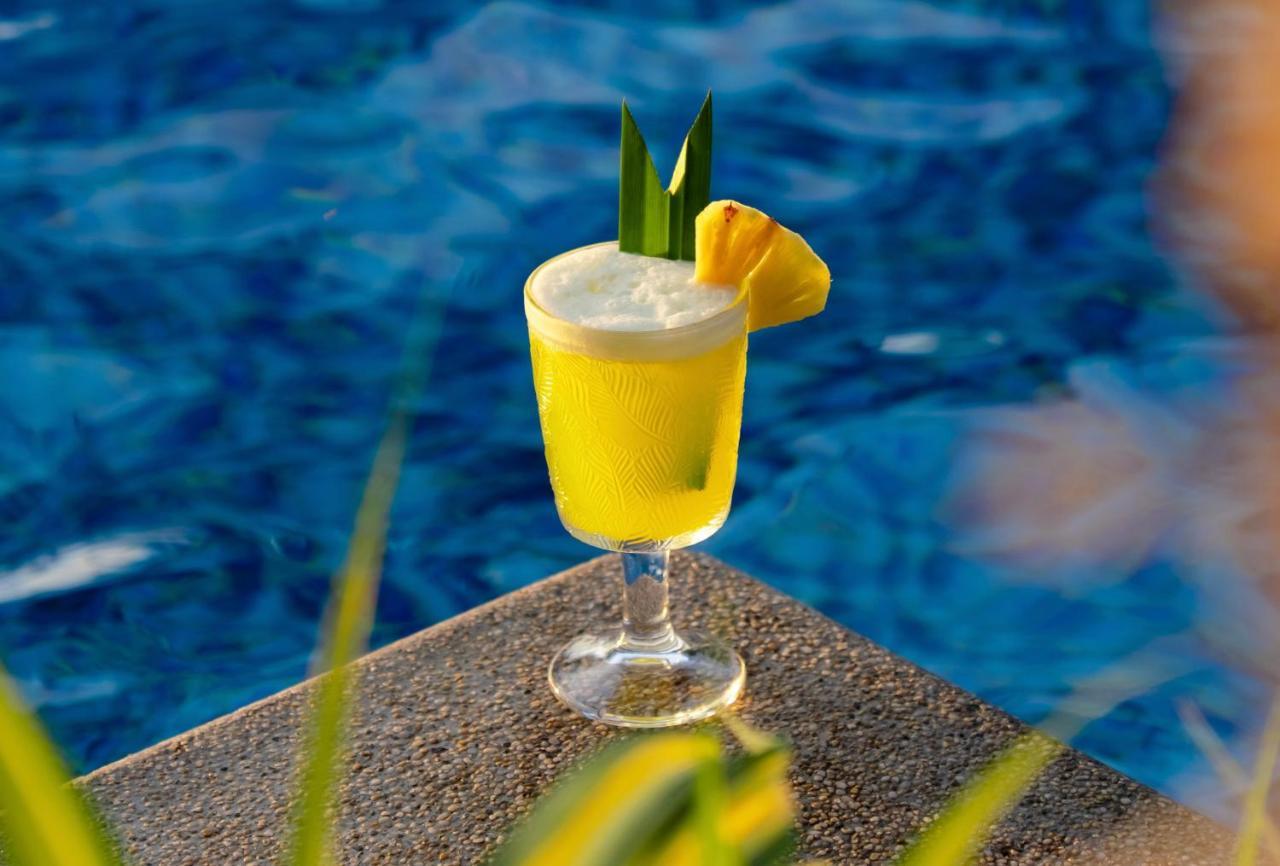 منتجع ساليندا جزيرة بو كوك دونغ دونغ المظهر الخارجي الصورة A pineapple juice drink